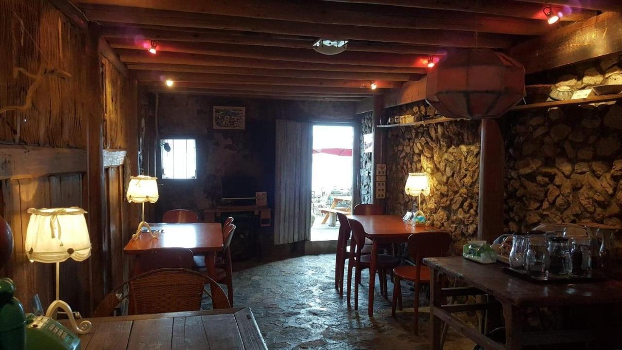 Furen Homestay Nangan Exterior photo
